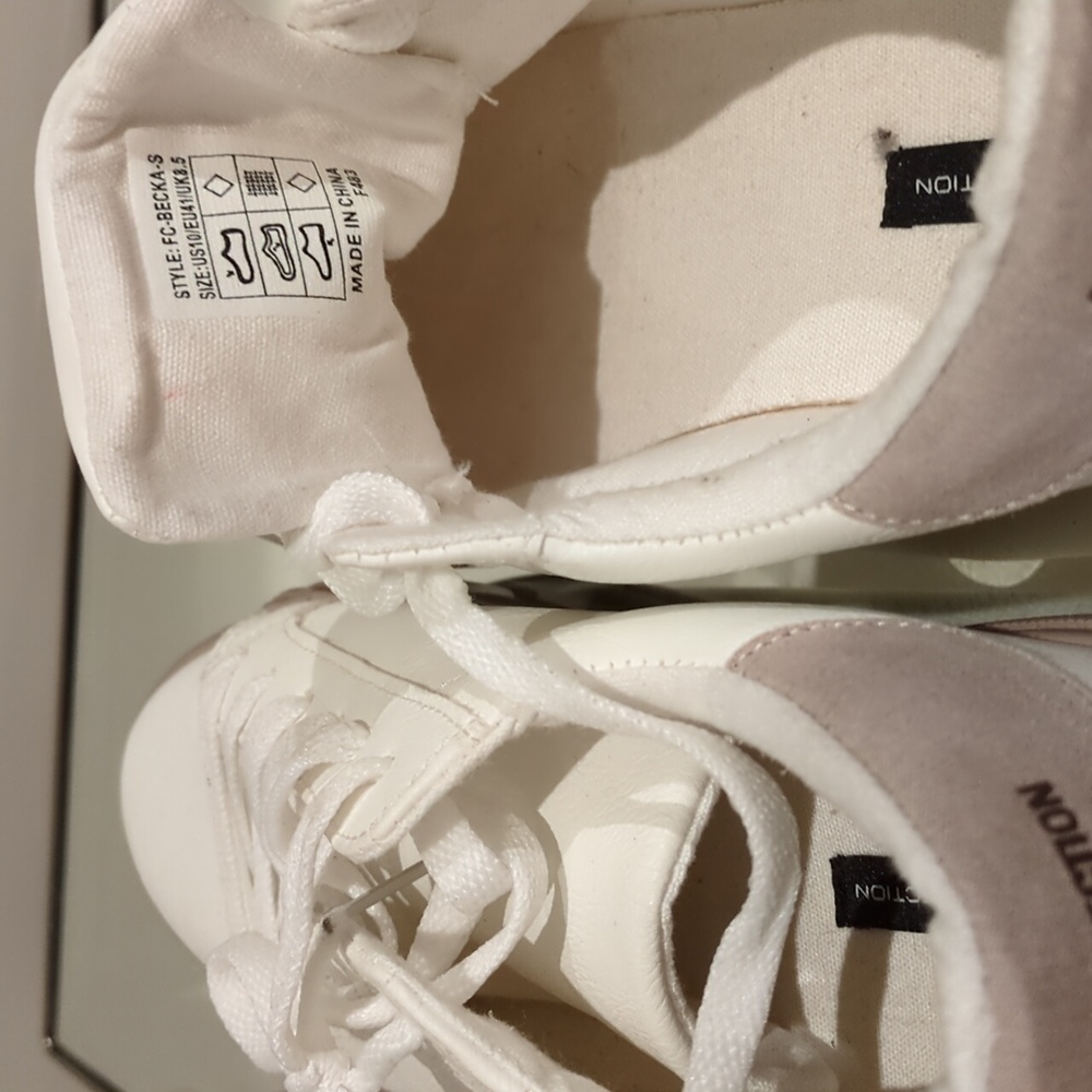 French Connection Sneakers - Picture 4 of 5